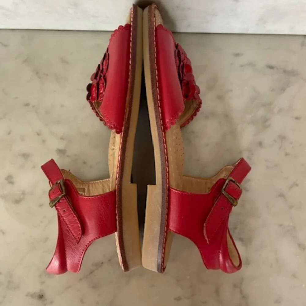 PIOLITO FLORICIENTA Sandals Red Floral Petal Applique Girl Size 1